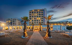 Hotel Excelsior
