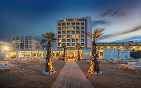 Hotel Excelsior
